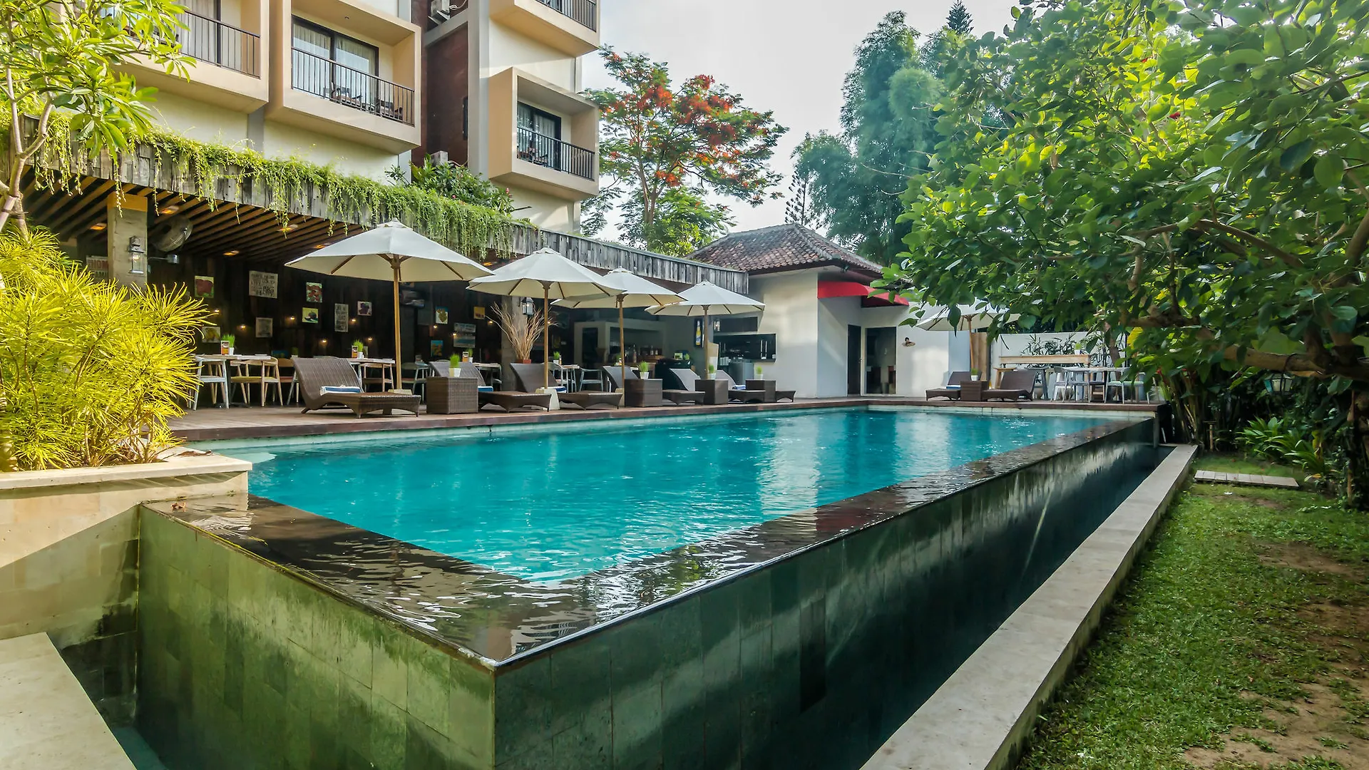 Zen Rooms Kerobokan Umalas 2 세미냑 호텔