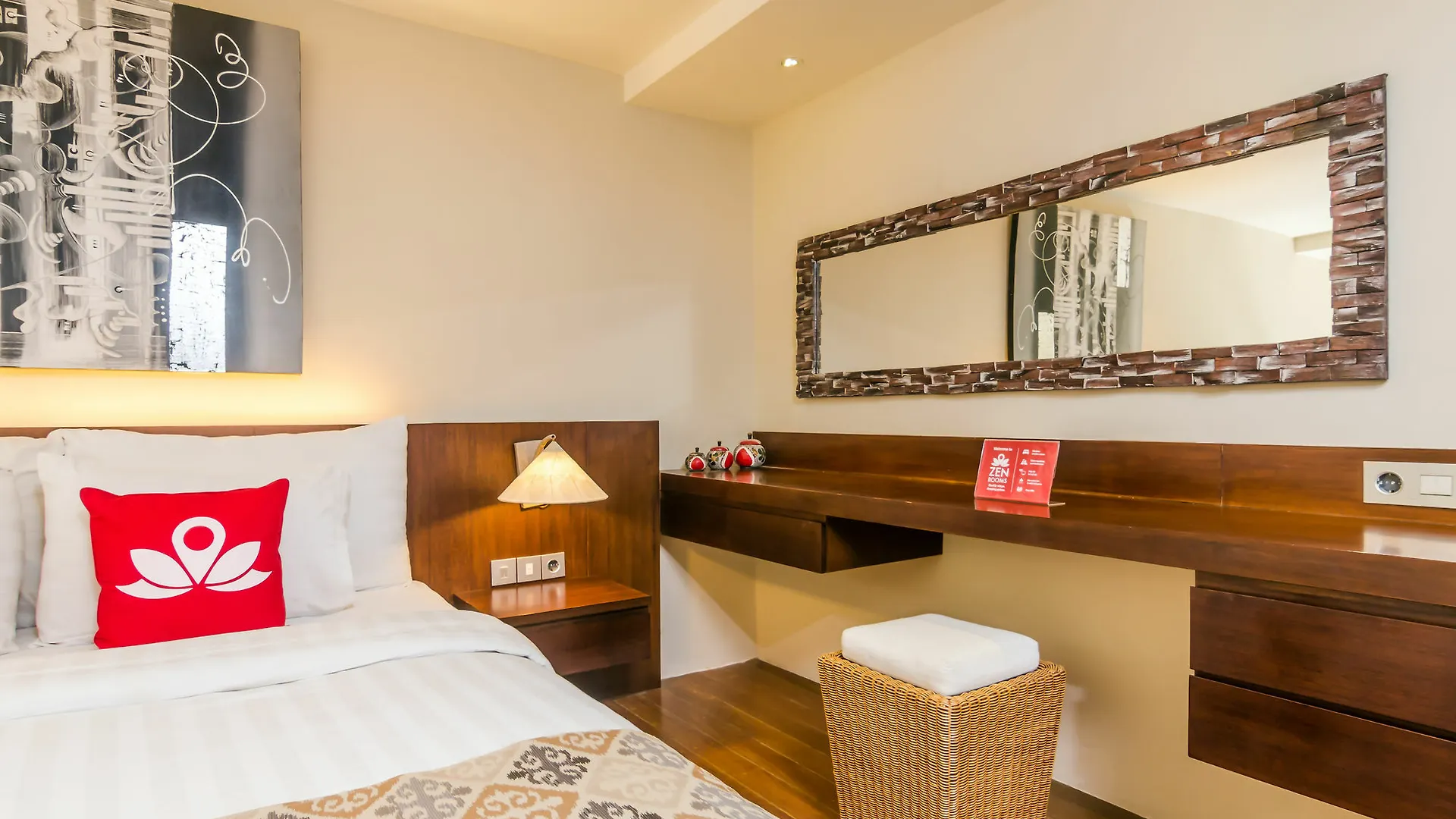 Zen Rooms Kerobokan Umalas 2 세미냑